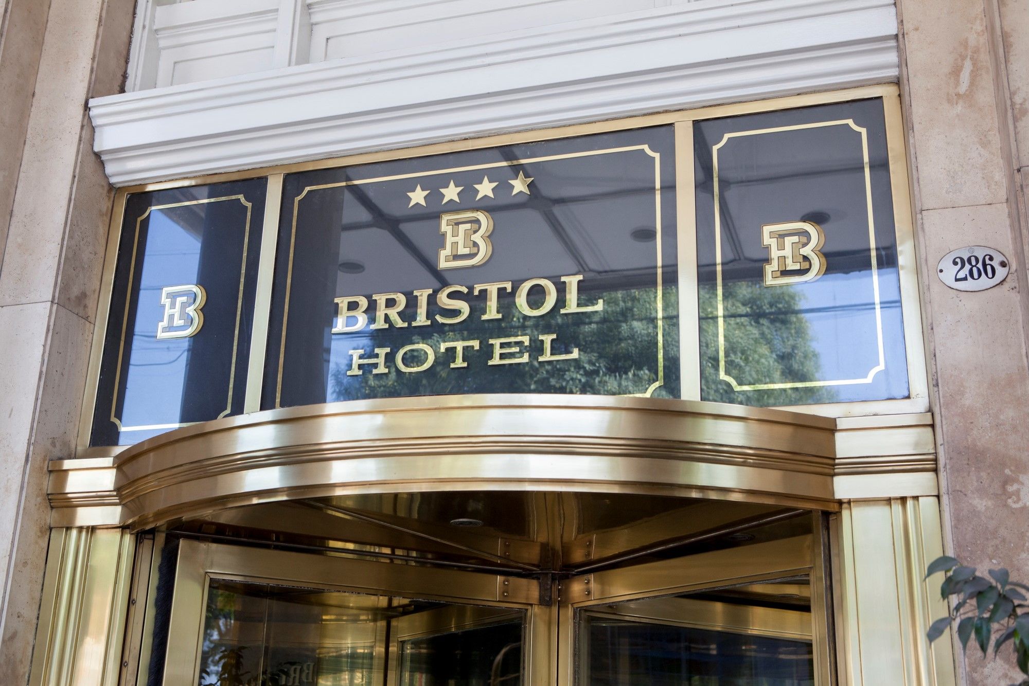 Bristol Hotel Буэнос-Айрес Экстерьер фото